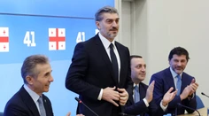 Gruzínskym prezidentom bude bývalý futbalista Micheil Kavelašvili. O hlave štátu prvýkrát nerozhodovali voliči