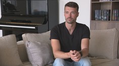 Martina pri prechádzke lesom zavalil strom a ochrnuli mu svaly na nohách. Pomohla mu prelomová operácia