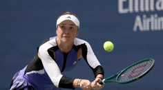 Hviezdna ukrajinská tenistka sa objavila priamo na fronte. Zorganizovala aj turnaj na podporu mládeže