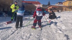 Lyžovačka priamo na námestí? V Kremnici si ju užívajú aj najmenší