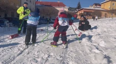Lyžovačka priamo na námestí? V Kremnici si ju užívajú aj najmenší