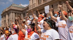 Súd pozastavil v Texase zákon obmedzujúci interrupcie