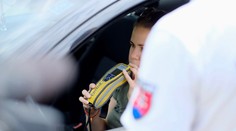 Policajti budú dávať na festivaloch fúkať