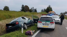 Unikal policajtom v šialenej rýchlosti a s dieťaťom v aute. To isté urobil pred pár dňami