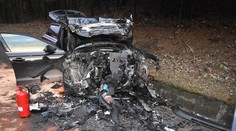 FOTO: Stáli pri nich všetci svätí. Hrozivo vyzerajúca nehoda medzi Prievidzou a Handlovou si vyžiadala viacero zranených