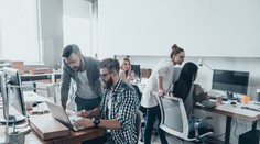 Štvordňový pracovný týždeň zavádza stále viac firiem. Dočkáme sa ho aj u nás?