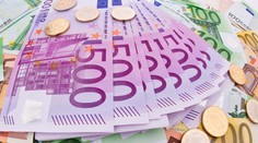 Muž ukradol 3-tisíc eur, peniaze minul na pohrebnú hostinu