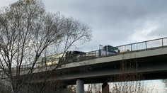 Ďalšia zrážka autobusu s nákladiakom: V Česku zomrela učiteľka, sedem detí sa zranilo