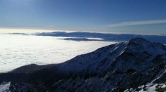 Trošku sa oteplí, ale v piatok bude opäť poriadne snežiť