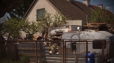 Zúfalí obyvatelia Malaciek. Život im strpčuje susedova obrovská skládka odpadu