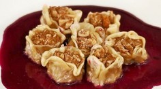 RECEPT NA DNES: Dim sum knedličky s freshom z červenej kapusty