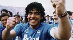 Zdravotníci, ktorí sa starali o Maradonu pred jeho smrťou, sú pred súdom. Hrozia im dlhé tresty