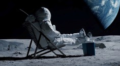 Ľudská noha na Marse? Cesta vedie cez Mesiac