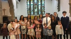 Britka, ktorá čaká svoje 22. dieťa, bude mať ďalšie vnúča. Jej 18-ročná dcéra je tehotná