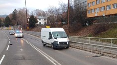 Vážna nehoda v Žiline. Pri zrážke s dodávkou utrpel chodec život ohrozujúce zranenia