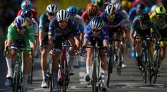 Philipsen vyhral 15. etapu, Sagan skončil štvrtý