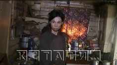 Matka držala svoju dcéru 26 rokov v neľudských podmienkach, kŕmila ju jedlom pre mačky