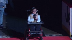VIDEO: Z hymny v podaní vážne chorého chlapca vám naskočia zimomriavky