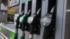 Benzín za 1,42 eura za liter. Poliaci od zajtra tankujú o 25 centov lacnejšie než Slováci