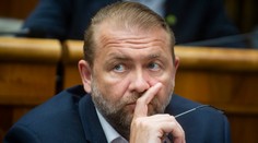 Kollár sa diví, že parlament zablokovali zle prepojené káble: Takáto hlúposť, banalita