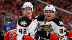 Ducks vyhrali v Edmontone a znížili na 1:2