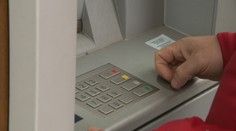Peniaze nemá na účte ani v hotovosti. Výber z bankomatu sa pre muža z Lučenca stal nočnou morou