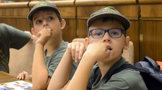 Deti sa Pašku pýtali, prečo "nevyrazí" opitých poslancov