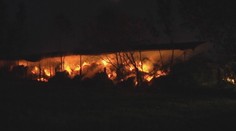 Mohutný požiar nedaľeko Zemplínskej šíravy: Plamene seno pohltili za nejasných okolností