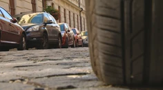 Bratislava má tretie najdrahšie pokuty za parkovanie v Európe. Vallo avizuje zmenu, na ťahu je vláda