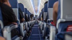 Dráma v lietadle z Tenerife. Muselo núdzovo pristáť, žene už pomôcť nedokázali