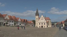 Hodiny pre seniorov v potravinách a zatvorené reštaurácie. Prvým bordovým okresom je od piatka Bardejov
