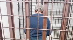 Nechutné predstavenie v Petržalke: Muž masturboval pred chlapcami, mal aj erotické pomôcky