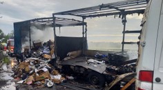 Nehoda kamióna, dodávky a mikrobusu v Kolárove sa zaradila medzi najtragickejšie. Má už piatu obeť