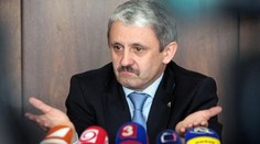 Dzurinda sa doma stiahol. Získal však funkciu v zahraničí