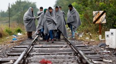 Srb prevážal 32 Afgancov, ktorí sa v aute takmer udusili