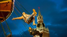 OBRAZOM: Kým v Moskve si užívajú vianočnú atmosféru, na Ukrajinu padajú rakety