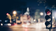 Na semafore by mohla pribudnúť ďalšia farba. Vedci navrhujú bielu