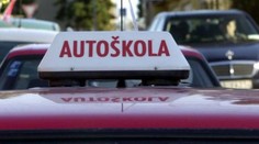 Žiak v autoškole nafúkal viac ako jeden a pol promile. Políciu volal inštruktor