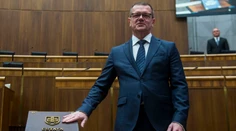 Opozícia podáva viaceré trestné oznámenia v súvislosti s dotáciami úradu Petra Kmeca
