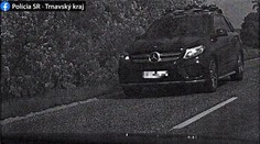 Na ceste III. triedy išiel obrovskou rýchlosťou. Policajti mu dali mastnú pokutu