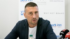 Bývalý slovenský reprezentant žiada o pomoc. Žena zrazila jeho syna, z miesta činu odišla