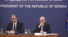Srbský premiér Vučevič podal demisiu. Urobil tak v čase masových protivládnych protestov