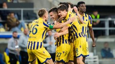 VIDEO: Červená karta a víťazný zásah z penalty. Derby o Žitný ostrov okorenil záver ako hrom