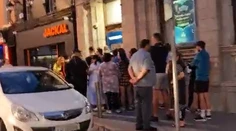 VIDEO: Bankomaty v Írsku pre chybu vydávali viac peňazí. Okamžite nastala davová psychóza