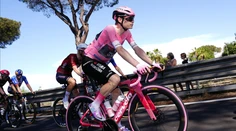 Giro totálne ovládol Vingegaard. Kubiš má za opaskom prvú Grand Tour
