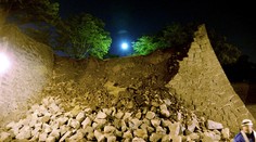 Tragédia. Na svadobčanov sa zrútil múr