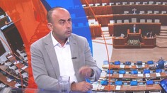 Politológ Štefančík: Ficovi je jedno, či máme v ústave dve pohlavia. Robí to pre niečo iné