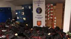 Francúzska polícia zhabala v prístave viac ako dve tony kokaínu