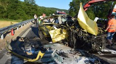 FOTO: Hrozivá zrážka pri Lučenci má jednu obeť, zranené sú aj deti