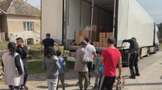 Cestoviny, šošovica či konzervy. Potravinové balíčky už začali rozdávať